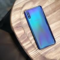 รีวิว Samsung Galaxy A50 ดีไซน์เพรียวบางสะดุดตา กล้องหลัง 3 เลนส์ มุมกว้าง 123 องศา แบตฯ ใหญ่ 4000 mAh