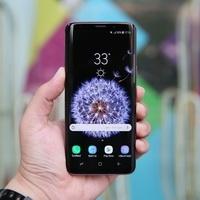 รีวิว Samsung Galaxy S9 โดดเด่นด้วยจอโค้งไร้ขอบ อัดแน่นด้วยฟีเจอร์ AR Emoji ระบบเสียงแบบใหม่ พร้อมกล้องหลังรูรับแสงกว้างสุดถึง F1.5