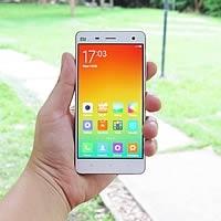 รีวิว Xiaomi Mi4 LTE สมาร์ทโฟนดีไซน์พรีเมี่ยม หน้าจอ IPS ขนาด 5 นิ้ว, CPU Snapdragon 801, กล้องถ่ายรูป 13 ล้าน และกล้องหน้า 8 ล้านพิกเซล รันบน Android OS with MIUI