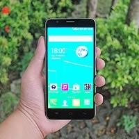 รีวิว Alcatel One Touch Flash แฟบเล็ตดีไซน์พรีเมี่ยม จอ IPS 5.5 นิ้ว, CPU Octa-Core ความเร็ว 1.4 GHz กล้องถ่ายรูป 13 ล้านพิกเซล