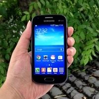 รีวิว Samsung Galaxy S Duos 2 สมาร์ทโฟนไซส์กะทัดรัดรองรับ 2 ซิม, จอ 4 นิ้ว, Dual-Core 1.2GHz พร้อมกล้องถ่ายรูป 5 ล้านพิกเซล