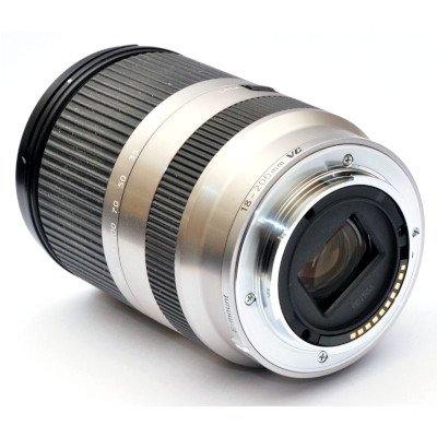 Tamron Lens 18-200mm F3.5-6.3 Di III