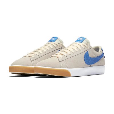 Nike SB Blazer Low Skateboarding Shoes
