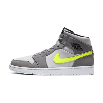 Nike Air Jordan 1 Mid Basketball Shoes