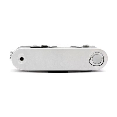 Leica M6 Rangefinder Camera