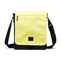 ราคา Herschel กระเป๋าสะพายข้าง รุ่น Lane