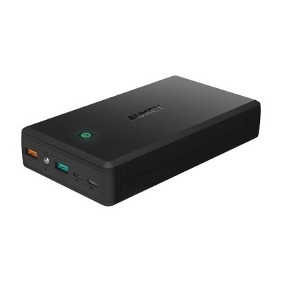 Aukey Power Bank 30000 mAh Quick Charge 3.0 แบตสำรอง รุ่น PB-T11
