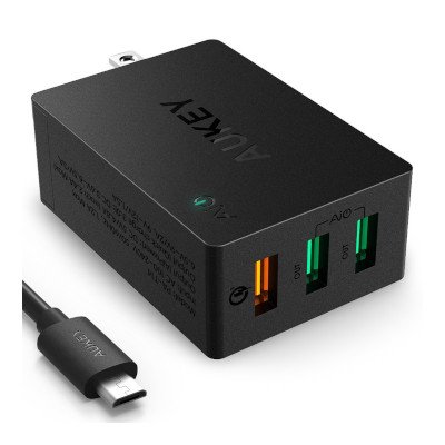Aukey หัวปลั๊กชาร์จเร็ว 3 Port USB 3.0 Travel Charger รุ่น PA-T14