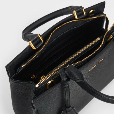Charles & Keith Classic Structured Handbag กระเป๋าถือ