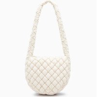 ราคา Lyn กระเป๋าโท้ท รุ่น Souffle Bag