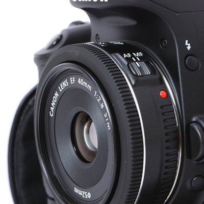 Canon EF 40mm f2.8 STM