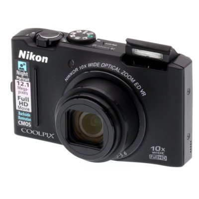 Nikon Coolpix S8100