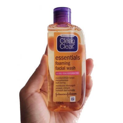 คลีน แอนด์ เคลียร์ เอสเซนเชียล โฟมมิ่ง เฟเชียล วอช สบู่เหลว ล้างหน้า 100มล. (Clean & Clear Essentials Foaming Facial Wash 100ml)