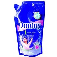 ราคา ดาวน์นี่ น้ำเดียว ผลิตภัณฑ์ปรับผ้านุ่ม ขจัดฟองในน้ำเดียว สูตรเข้มข้นพิเศษ ชนิดเติม 600มล. (Downy One Rinse Refill Concentrate Fabric Softener 600ml)
