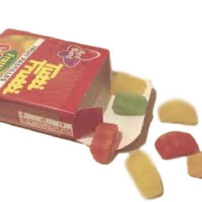 เรดแบนด์ ทุตตี้ฟรุตตี้ วุ้นเจลาติน รูปรถยนต์ 15กรัม (Red Band Tutti Frutti Car Shaped Artificial Fruit Pastilles 15g)