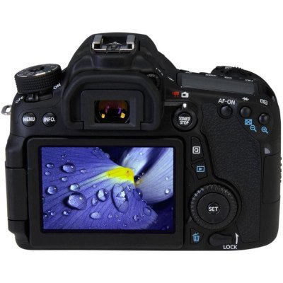 Canon EOS 70D Kit 18-135mm STM